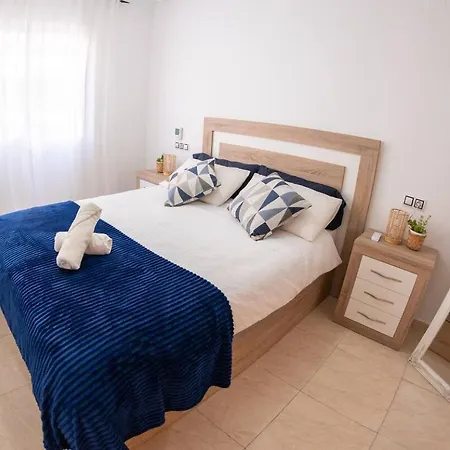 Apartment In Torrevieja With Pool - 10Min Walk To Beach