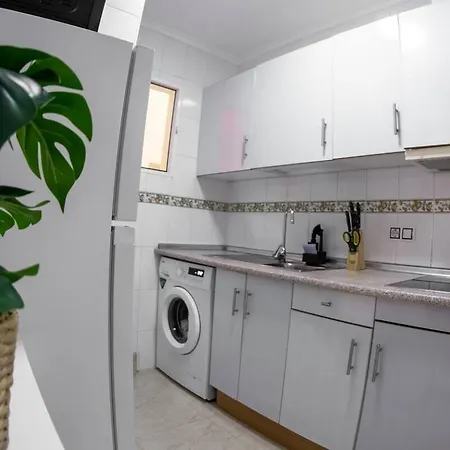 Apartment In Torrevieja With Pool - 10Min Walk To Beach Апартаменты *