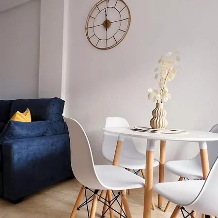 Apartment Apartment In Torrevieja With Pool - 10Min Walk To Beach *